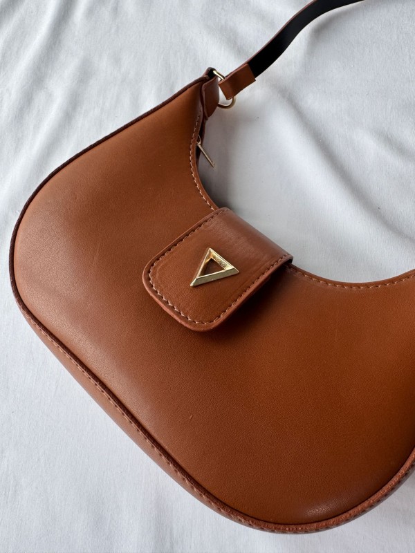 ÇNT-3028 Taba Muadil Suni Deri Kapaklı Kol Ve El Çantası - 2