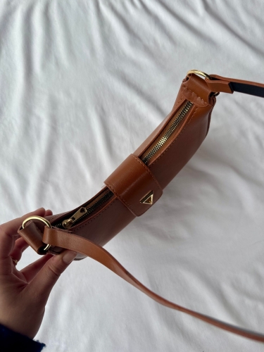 ÇNT-3028 Taba Muadil Suni Deri Kapaklı Kol Ve El Çantası - 3