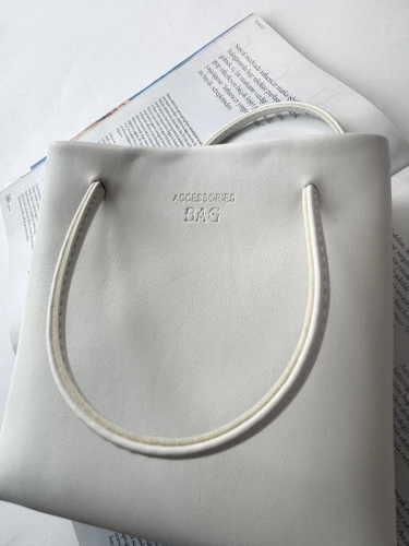ÇNT-3030 Beyaz Kısa Askılı Fermuarlı Suni Deri Crossbody Omuz Çantası - 2