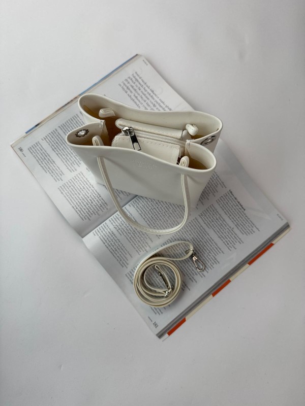 ÇNT-3030 Beyaz Kısa Askılı Fermuarlı Suni Deri Crossbody Omuz Çantası - 3