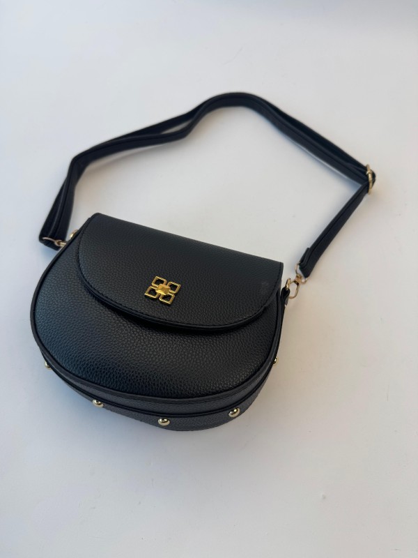 ÇNT-3032 Siyah Gold Zımba Detaylı Kapaklı Omuz Çantası - 2