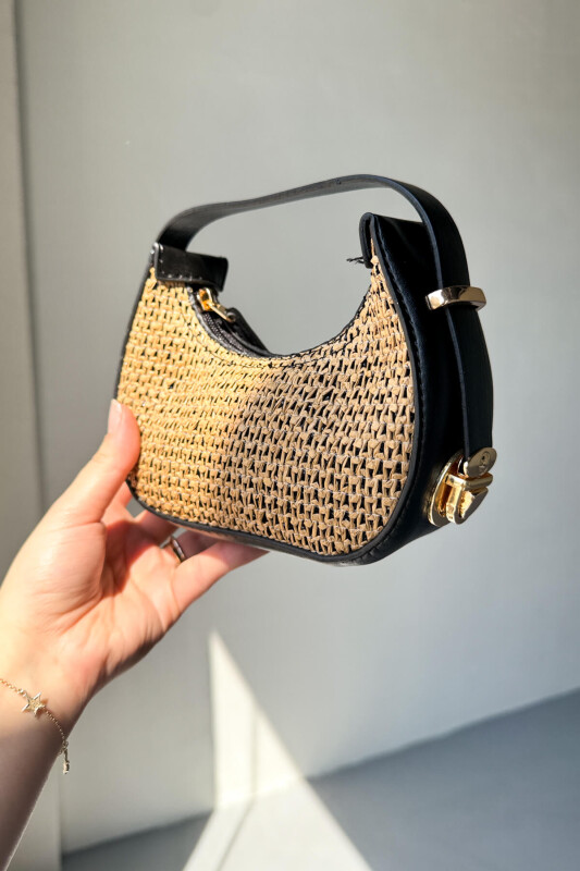ÇNT-3034 Siyah Hasır Detaylı Mini Kol Çantası - 2