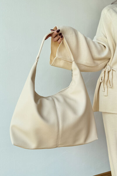 ÇNT-3037 Krem MNG Muadil Model Yumuşak Suni Deri Omuz Çantası - 2