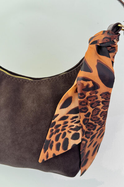 ÇNT-3039 Acı Kahve Süet Fular Detaylı Fermuarlı Omuz Çantası - 2