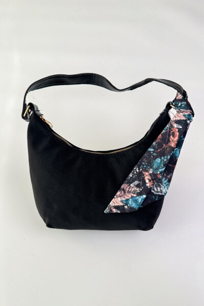 ÇNT-3039 Siyah Süet Fular Detaylı Fermuarlı Omuz Çantası