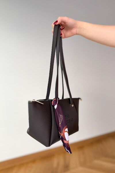 ÇNT-3041 Acı Kahve Fularlı Deri Görünümlü Omuz Çantası - 2