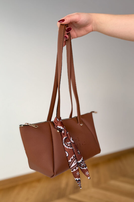 ÇNT-3041 Taba Fularlı Deri Görünümlü Omuz Çantası - 2