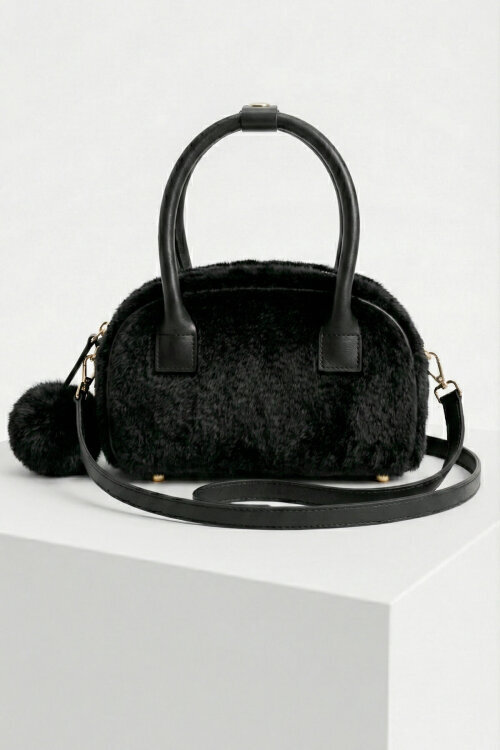 ÇNT-3046 Siyah Peluş Ponponlu El ve Omuz Çantası