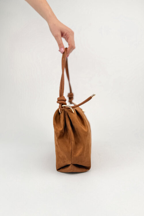 ÇNT-3047 Taba Süet Dokulu Düğüm Detaylı Omuz Çantası (1)