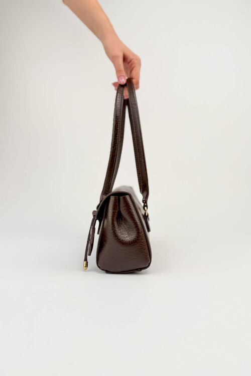 ÇNT-3049 Acı Kahve Suni Deri Vintage Gold Kilitli Siyah Baget Çanta - 4