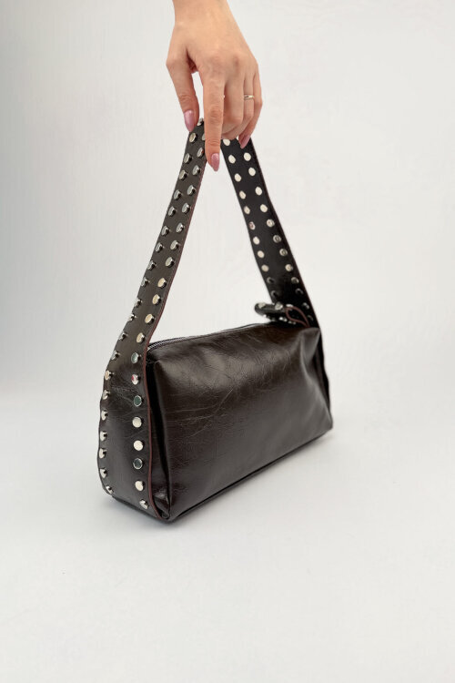 ÇNT-3050 Acı Kahve Suni Deri Gümüş Zımba Detaylı Omuz Çantası - 5