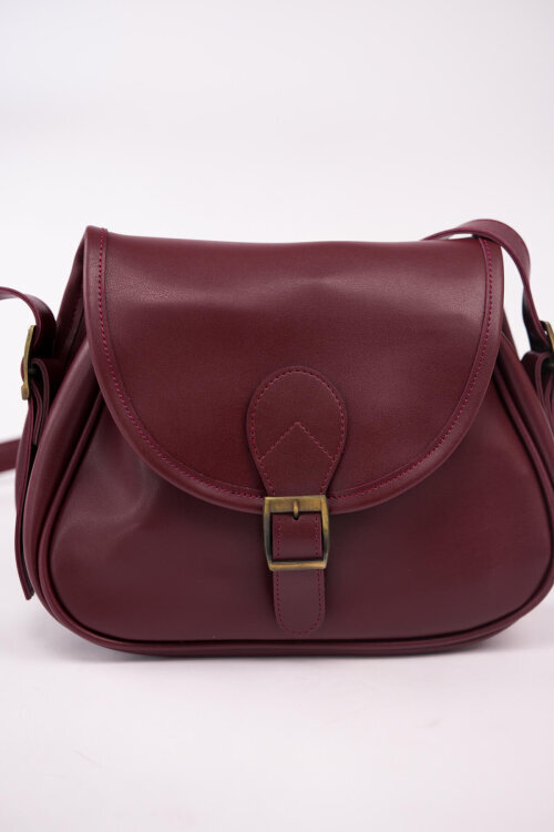 ÇNT-3055 Bordo Kemer Tokalı Kapaklı Omuz Çantası - 5