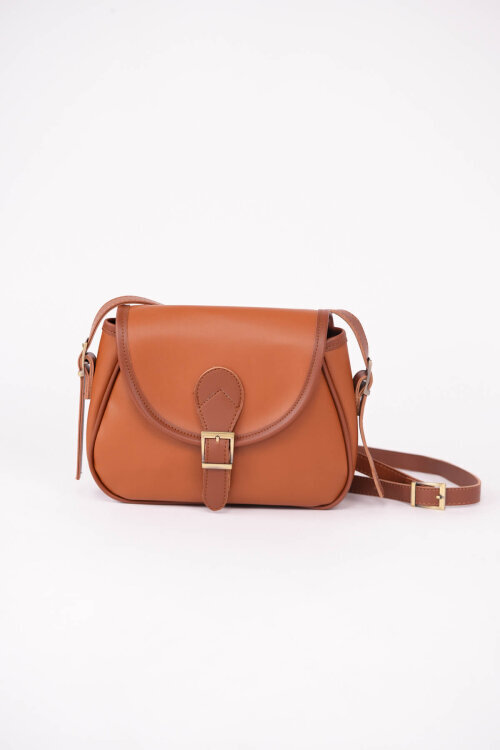 ÇNT-3055 Taba Kemer Tokalı Kapaklı Omuz Çantası - 1