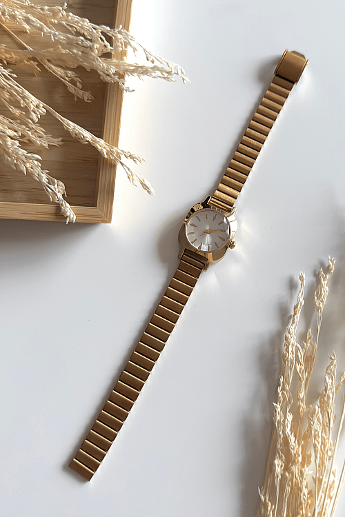 Corven Beyaz Yuvarlak Kadran Gold Çelik Kordon Kadın Kol Saati