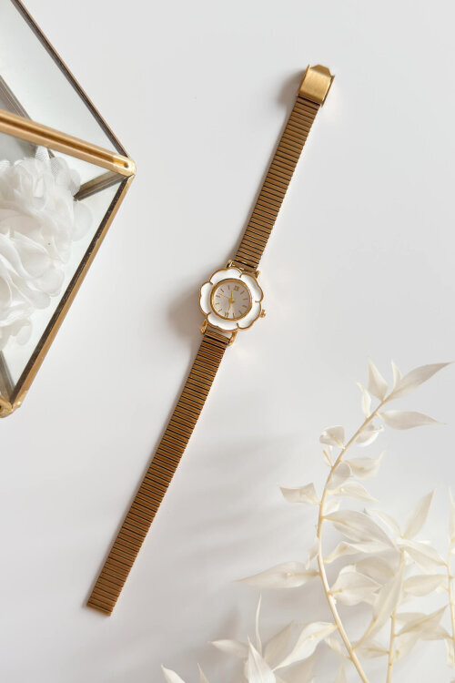 Desing Beyaz Mineli Çiçek Kadran Gold Çelik Kordon Kadın Kol Saati