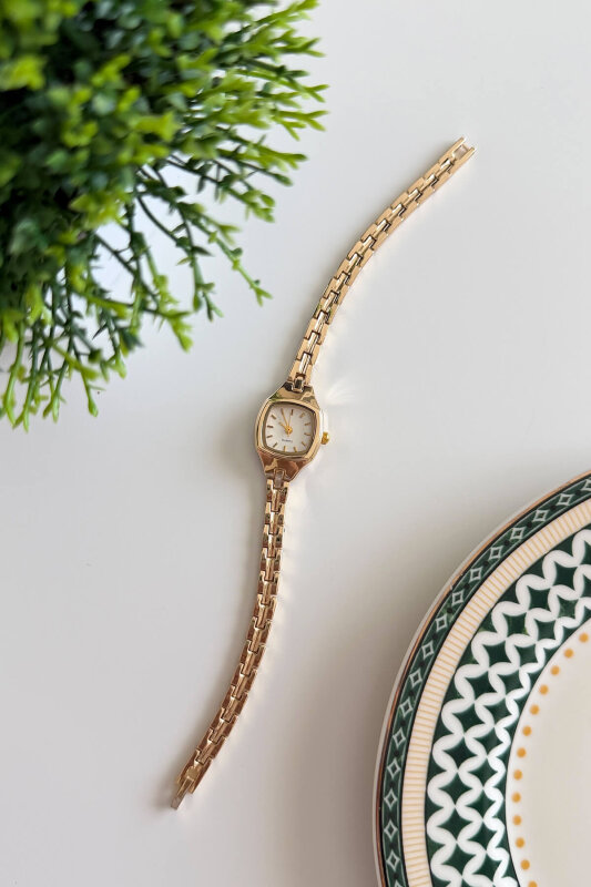 Dowy Gold Kare Kadran Çelik Kordon Kadın Kol Saati - 1