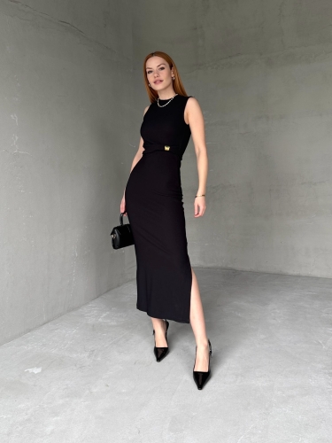 ELB-01743 Siyah Gold Toka Detaylı Sıfır Kol Uzun Kalem Elbise - 1