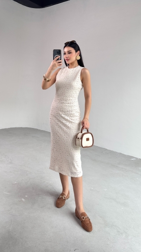 ELB-01748 Krem Rengi Sıfır Kol Bisiklet Yaka Ajur Elbise - 6