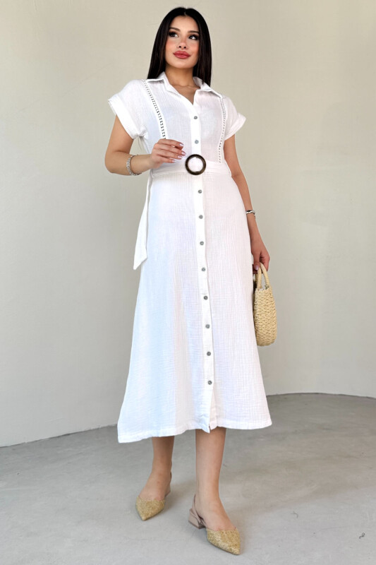 ELB-01785 Beyaz Kemerli Ajur Detaylı Gömlek Yaka Düğmeli Yazlık Elbise - 5