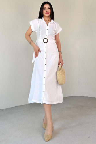 ELB-01785 Beyaz Kemerli Ajur Detaylı Gömlek Yaka Düğmeli Yazlık Elbise - 6