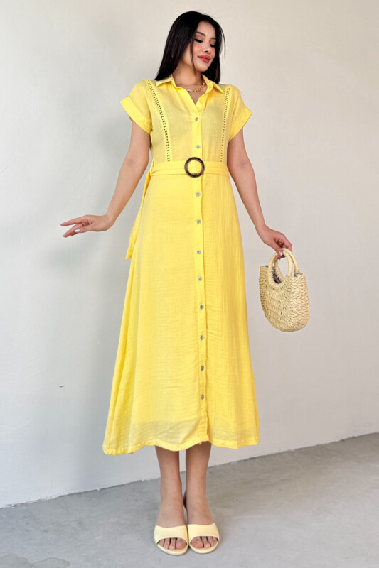 ELB-01785 Sarı Kemerli Ajur Detaylı Gömlek Yaka Düğmeli Yazlık Elbise - 1