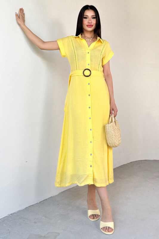 ELB-01785 Sarı Kemerli Ajur Detaylı Gömlek Yaka Düğmeli Yazlık Elbise - 6
