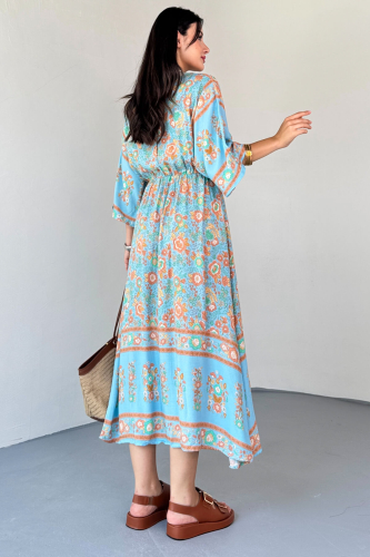 ELB-01813 Mavi Kruvaze Yaka Çiçek Desenli Viskon Uzun Elbise - 7