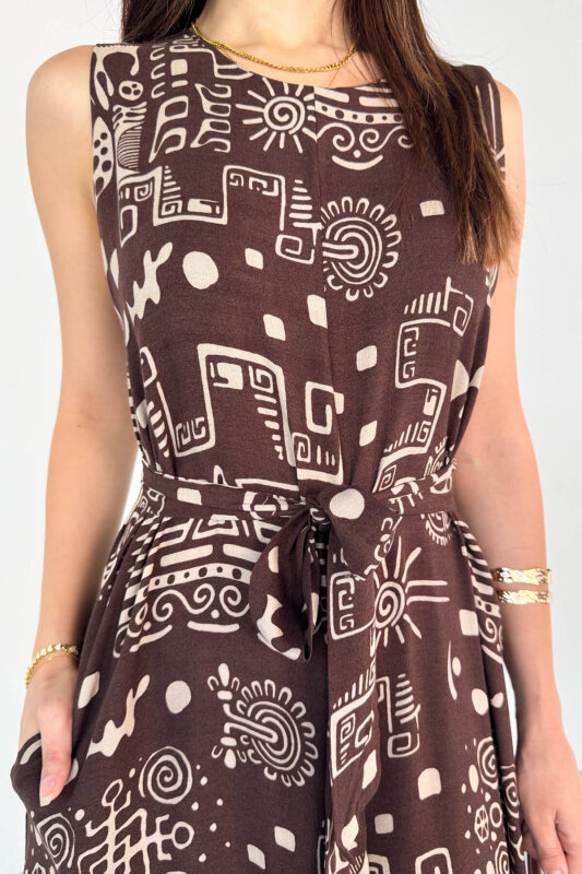 ELB-01816 Kahverengi Etnik Desenli Kuşaklı Askılı Dokuma Tulum Elbise - 3