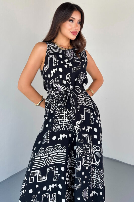 ELB-01816 Siyah Etnik Desenli Kuşaklı Askılı Dokuma Tulum Elbise - 7