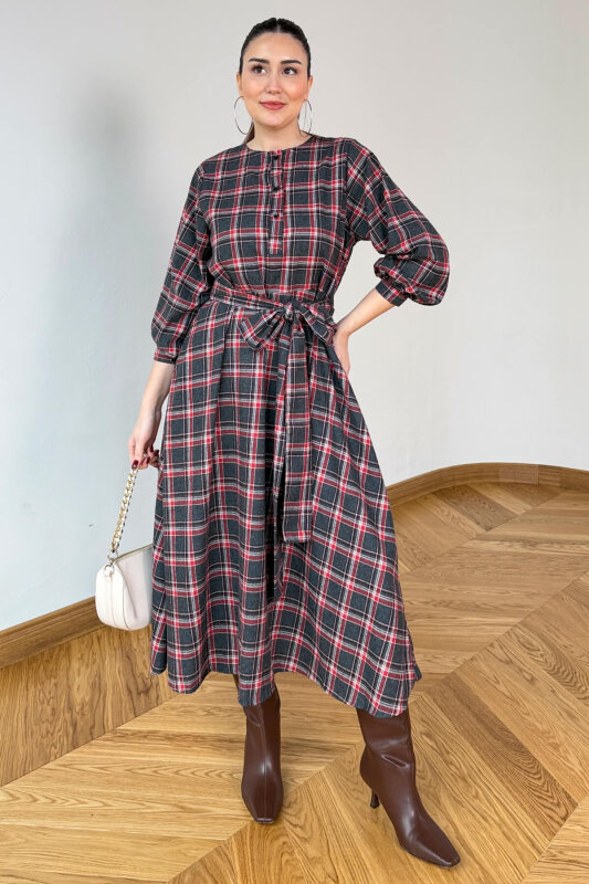 ELB-01839 Gri-Kırmızı Kuşaklı Ekose Desenli Gömlek Elbise - 4