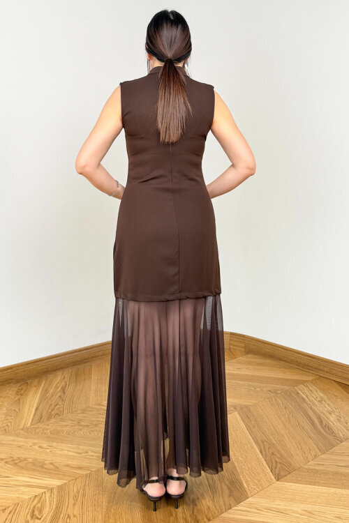 ELB-01849 Kahverengi Göğüs Dekolte Detaylı Tüllü Atlas Elbise - 4