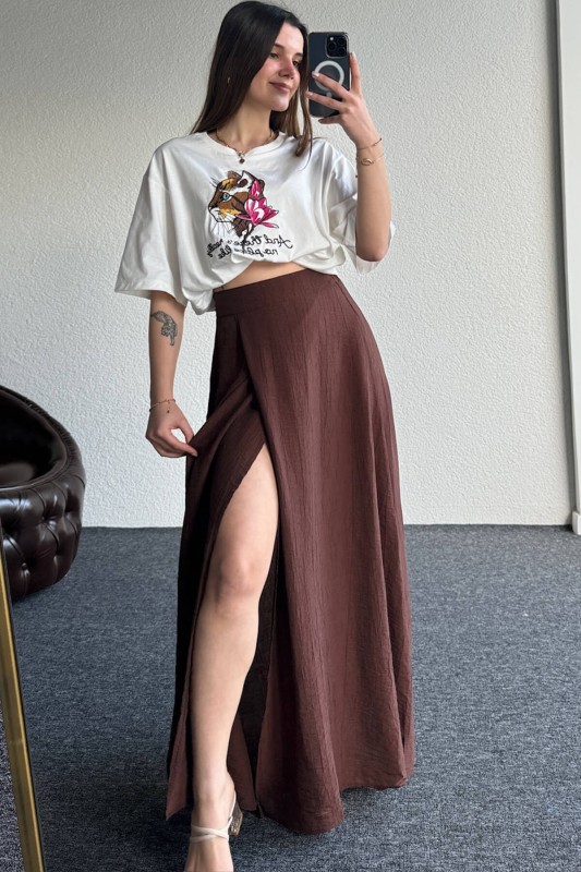 ETK-02321 Kahverengi Çan Model Yırtmaçlı Bel Lastikli Salaş Uzun Etek - 1