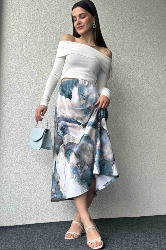 ETK-02325 Mavi Batik Desenli Bel Lastikli Midi Boy Saten Kumaş Etek - 1