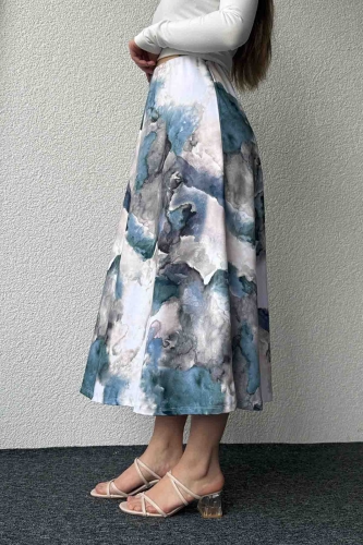 ETK-02325 Mavi Batik Desenli Bel Lastikli Midi Boy Saten Kumaş Etek - 5