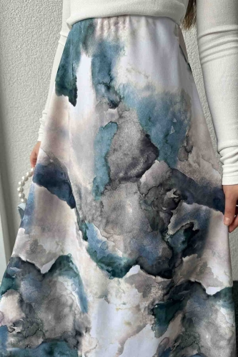 ETK-02325 Mavi Batik Desenli Bel Lastikli Midi Boy Saten Kumaş Etek - 3