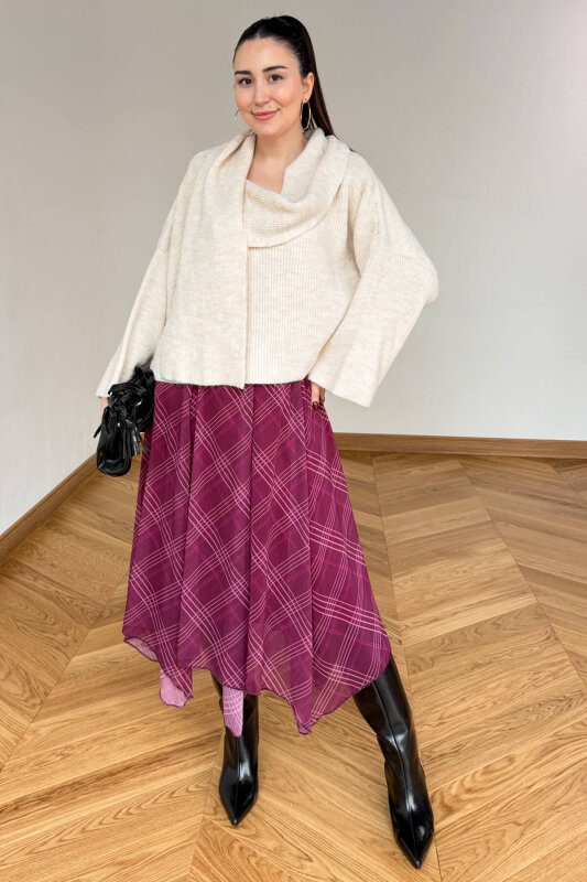 ETK-1378 Mürdüm Asimetrik Kesim Çizgili Desenli Astarlı Etek - 1