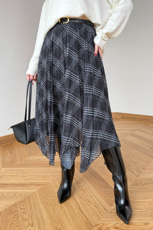 ETK-1378 Siyah Asimetrik Kesim Çizgili Desenli Astarlı Etek (1)