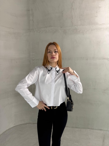 GML-10240 Beyaz Nakış Yaka Gizli Düğmeli Gömlek - 2