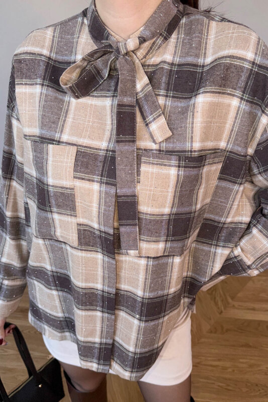 GML-2180 Bej-Kahve Ekose Taş Detaylı Fularlı Hakim Yaka Gömlek - 4