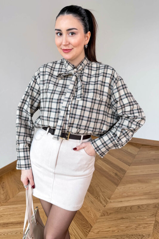 GML-2180 Krem-Siyah Ekose Taş Detaylı Fularlı Hakim Yaka Gömlek - 1