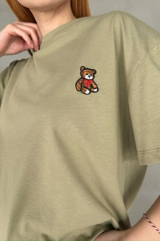 İND-20313 Haki Ayıcık Nakışlı Bisiklet Yaka Tişört - 2