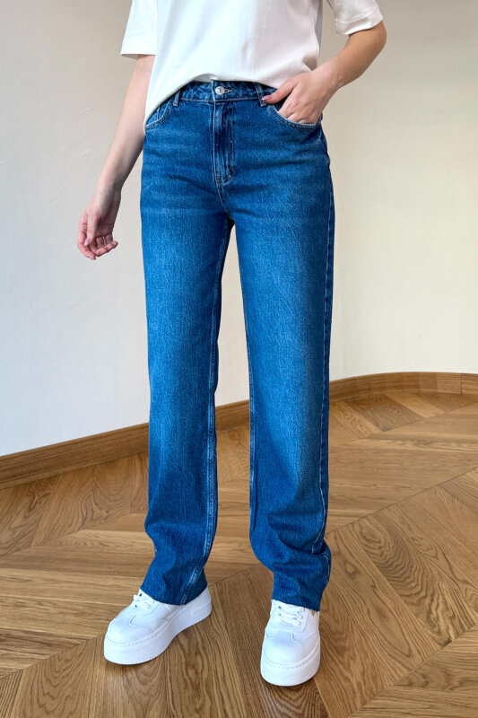 JEAN-1015 Koyu Mavi Kesik Paça Yüksek Bel Mom Jean - 3