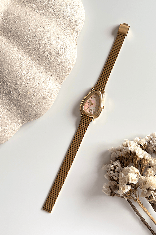 Lidya Pudra Üçgen Kadran Gold Çelik Kordon Kadın Kol Saati