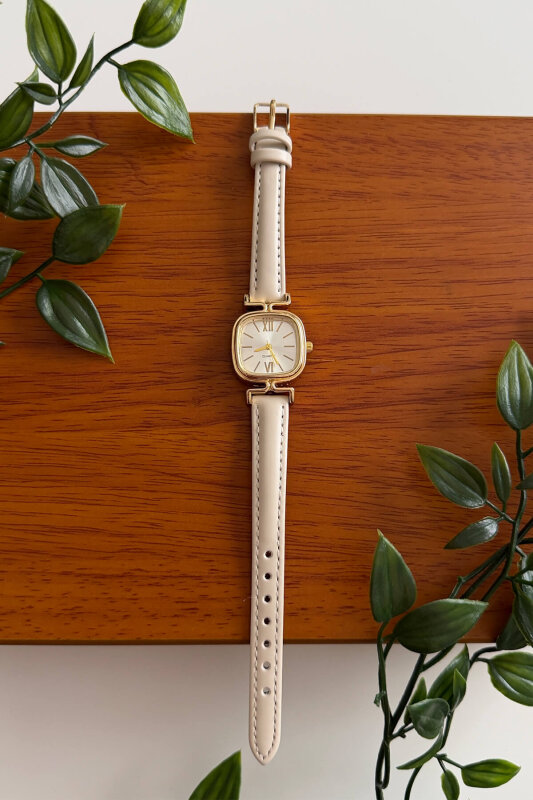 Lisa Bej Kare Kadran Deri Dokulu Kordon Kadın Kol Saati - 1