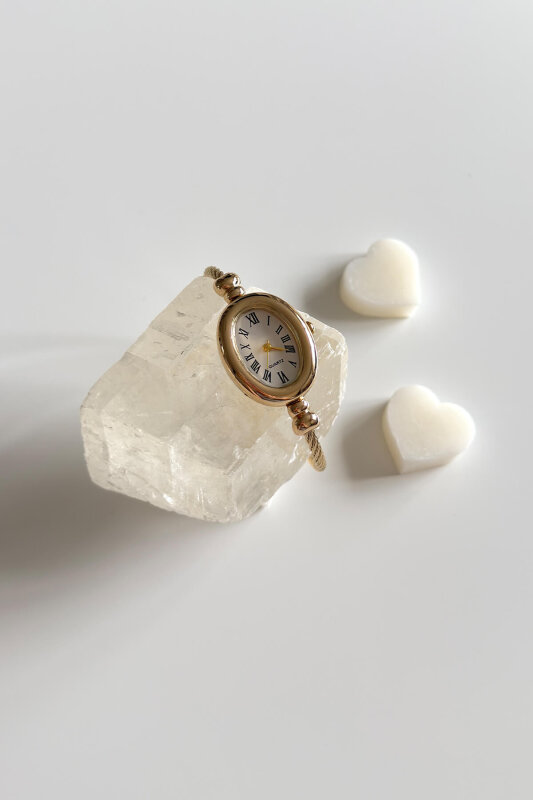 Lucia Beyaz Kadran Gold Burgu Kelepçe Kadın Kol Saati - 1