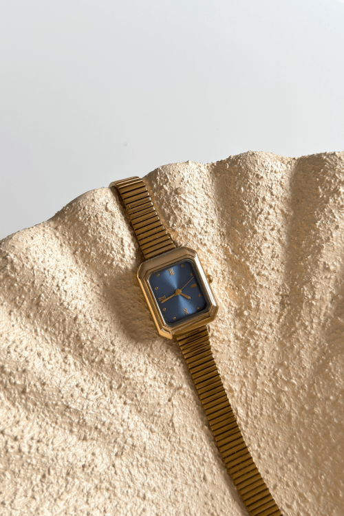 Nira Lacivert Dikdörtgen Kadran Gold Çelik Kordon Kadın Kol Saati 