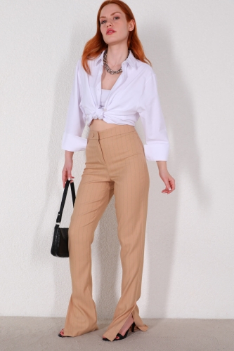 PNT-07322 Vizon Çizgili Yırtmaçlı İspanyol Paça Double Kumaş Pantolon - Cappmoda (1)