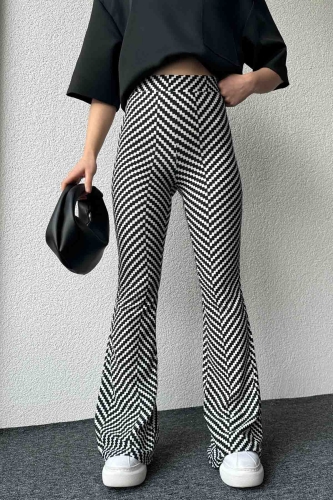 PNT-07386 Siyah Beyaz Zikzak Desenli İspanyol Paça Kumaş Likralı Pantolon - 2