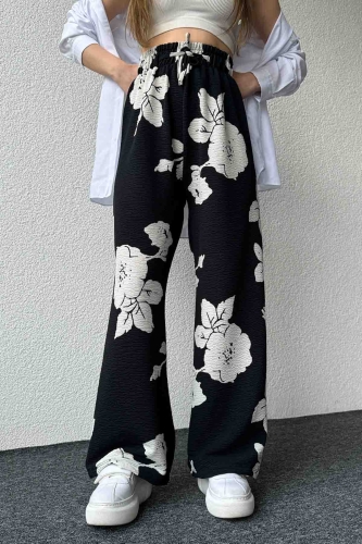 PNT-07388 Siyah Beyaz Büyük Çiçekli Salaş Lastikli Pantolon - 3