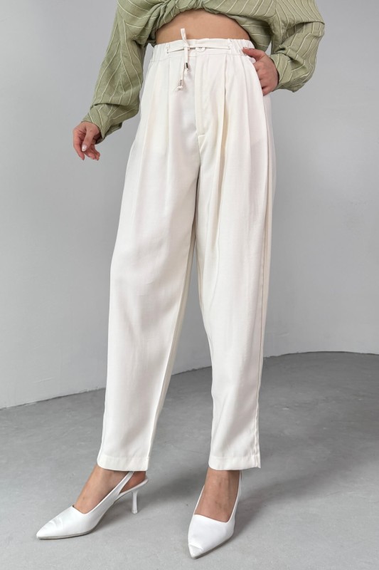 PNT-07416 Krem Bel Bağlamalı Pensli Havuç Pantolon - 2